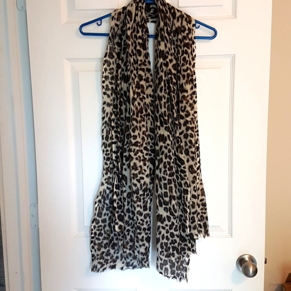 4 for $25 - Fashion scarf - Picture 2 of 3